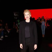 Adriana Abenia en el front row de la MBFWMadrid 2023