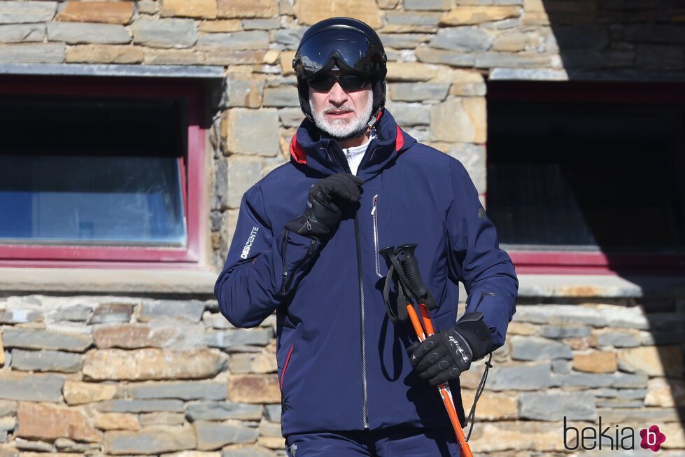 El Rey Felipe VI en Baqueira esquiando