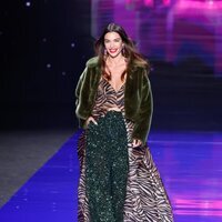 Joana Sanz, feliz en el desfile de Lola Casademunt en la MBFWMadrid 2023