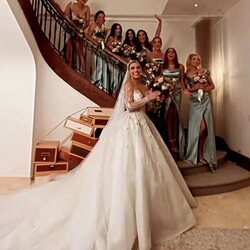 Lele Pons con sus damas de honor el día de su boda