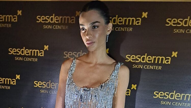 Joana Sanz en la inauguración de Sesderma en Dubái