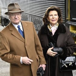 Carlos Gustavo y Silvia de Suecia en su visita a Västmanland