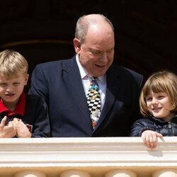 Alberto de Mónaco y sus hijos Jacques y Gabriella en su 65 cumpleaños