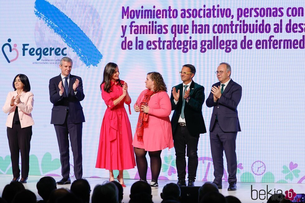 La Reina Letizia entrega un premio en el Día Mundial de las Enfermedades Raras 2023