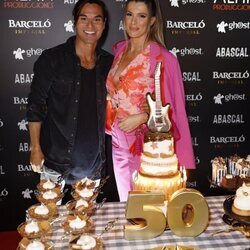 Julio José Iglesias celebra su 50 cumpleaños acompañado de su novia