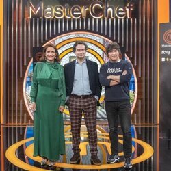 Samantha Vallejo-Nágera, Pepe Rodríguez y Jordi Cruz en la presentación de la undécima edición de 'Masterchef'