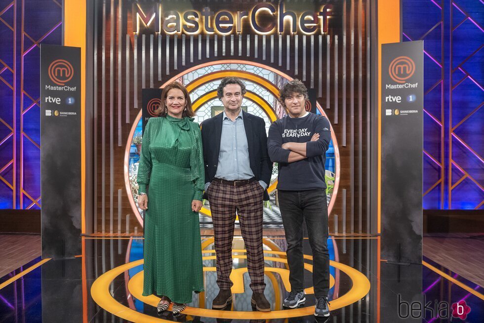 Samantha Vallejo-Nágera, Pepe Rodríguez y Jordi Cruz en la presentación de la undécima edición de 'Masterchef'