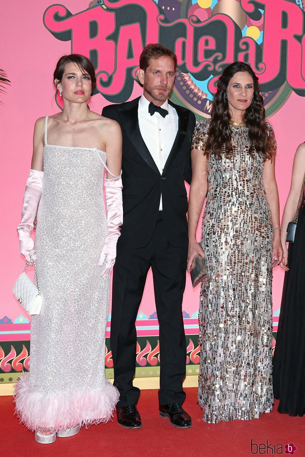 Carlota Casiraghi, Andrea Casiraghi y Tatiana Santo Domingo en el Baile de la Rosa 2023