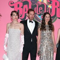 Carlota Casiraghi, Andrea Casiraghi y Tatiana Santo Domingo en el Baile de la Rosa 2023