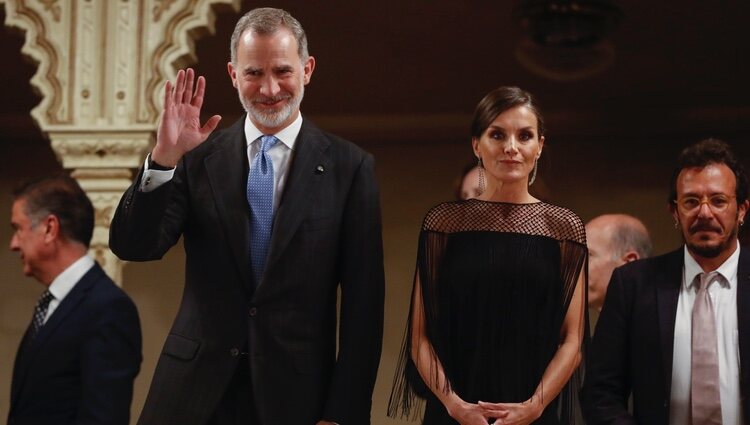 Los Reyes Felipe y Letizia en el Gran Teatro Falla de Cádiz