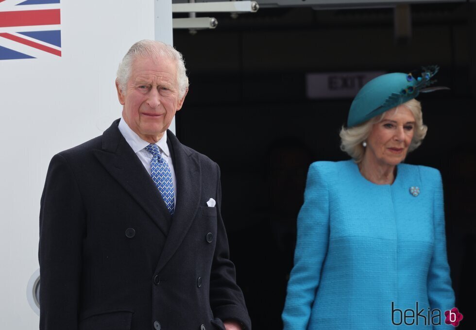 Los Reyes Carlos y Camilla a su llegada a Berlín por su Visita de Estado a Alemania