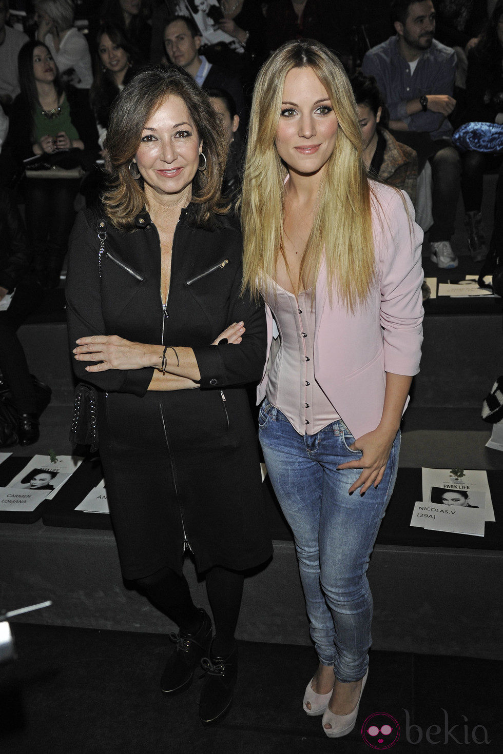 Ana Rosa Quintana y Edurne en el desfile de Martin Lamothe y Maya Hanen en la Madrid Fashion Week