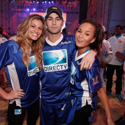 Erin Andrews, Chace Crawford y Chrissy Teigen en la Celebrity Beach Bowl 2012