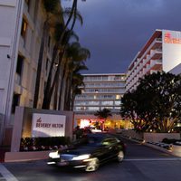 El hotel Beverly Hilton en el que Whitney Houston fue encontrada muerta