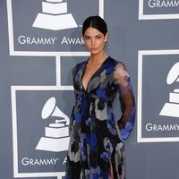 Lily Aldridge en los Grammy 2012