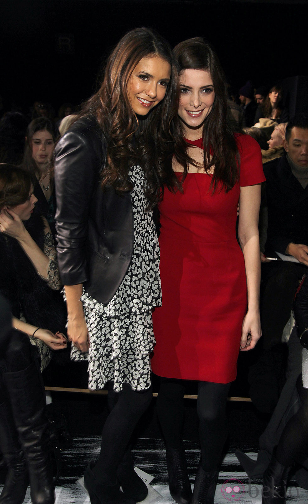 Ashley Greene y Nina Dobrev en la Semana de la Moda de Nueva York