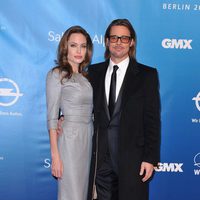 Angelina Jolie y Brad Pitt en la Gala por la Paz de la Berlinale 2012