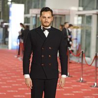 Asier Etxeandia en la alfombra roja de los Goya 2012