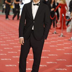 Miguel Ángel Silvestre en la alfombra roja de los Goya 2012