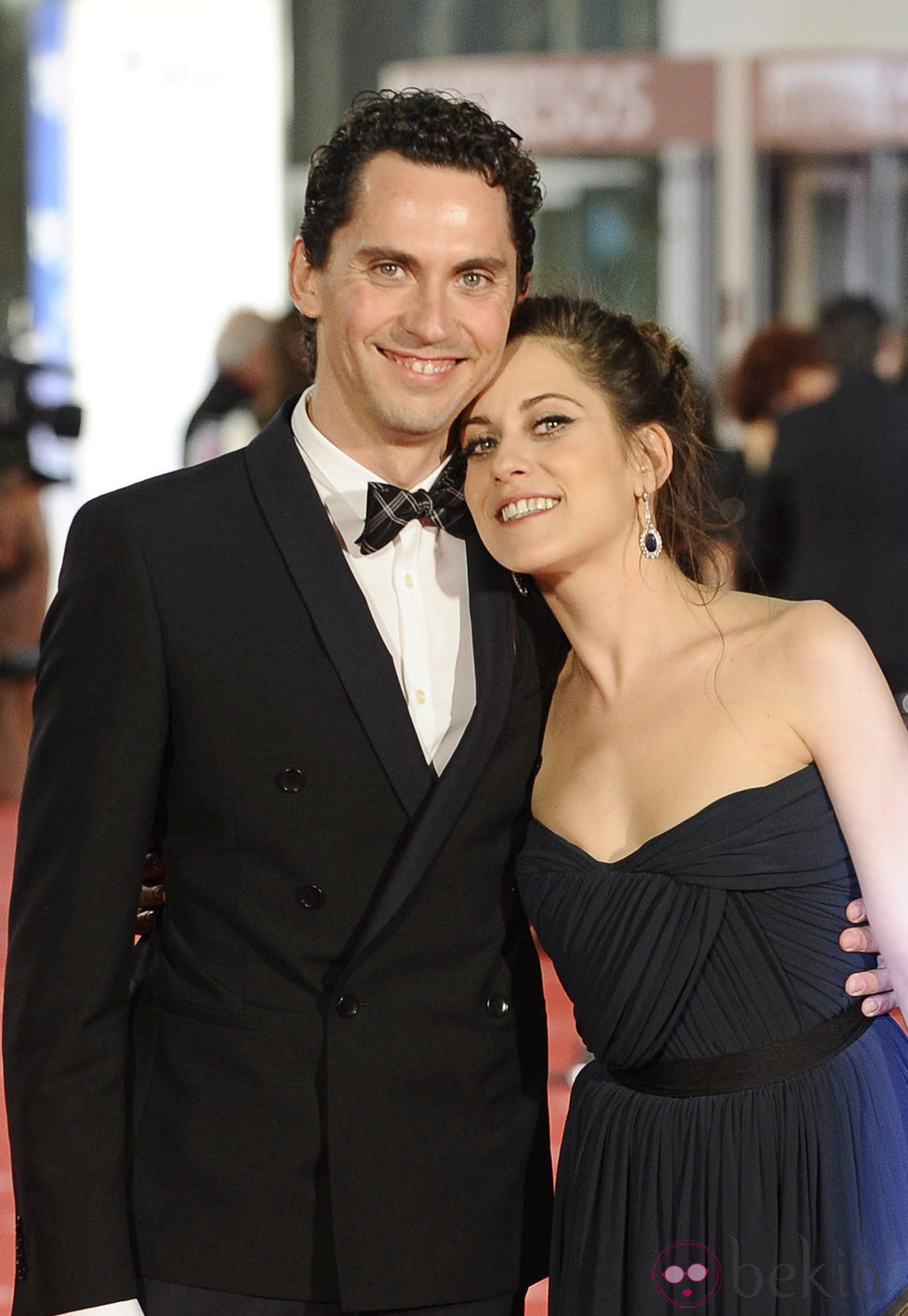 Paco León y María León en la alfombra roja de los Goya 2012