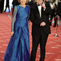 Marisa Paredes y Antonio Resines en la alfombra roja de los Goya 2012