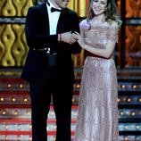 Miguel Ángel Silvestre y Silvia Abascal en la gala de los Goya 2012