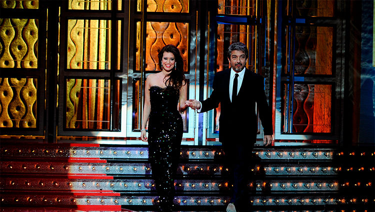 Angie Cepeda y Ricardo Darín en la gala de los Goya 2012