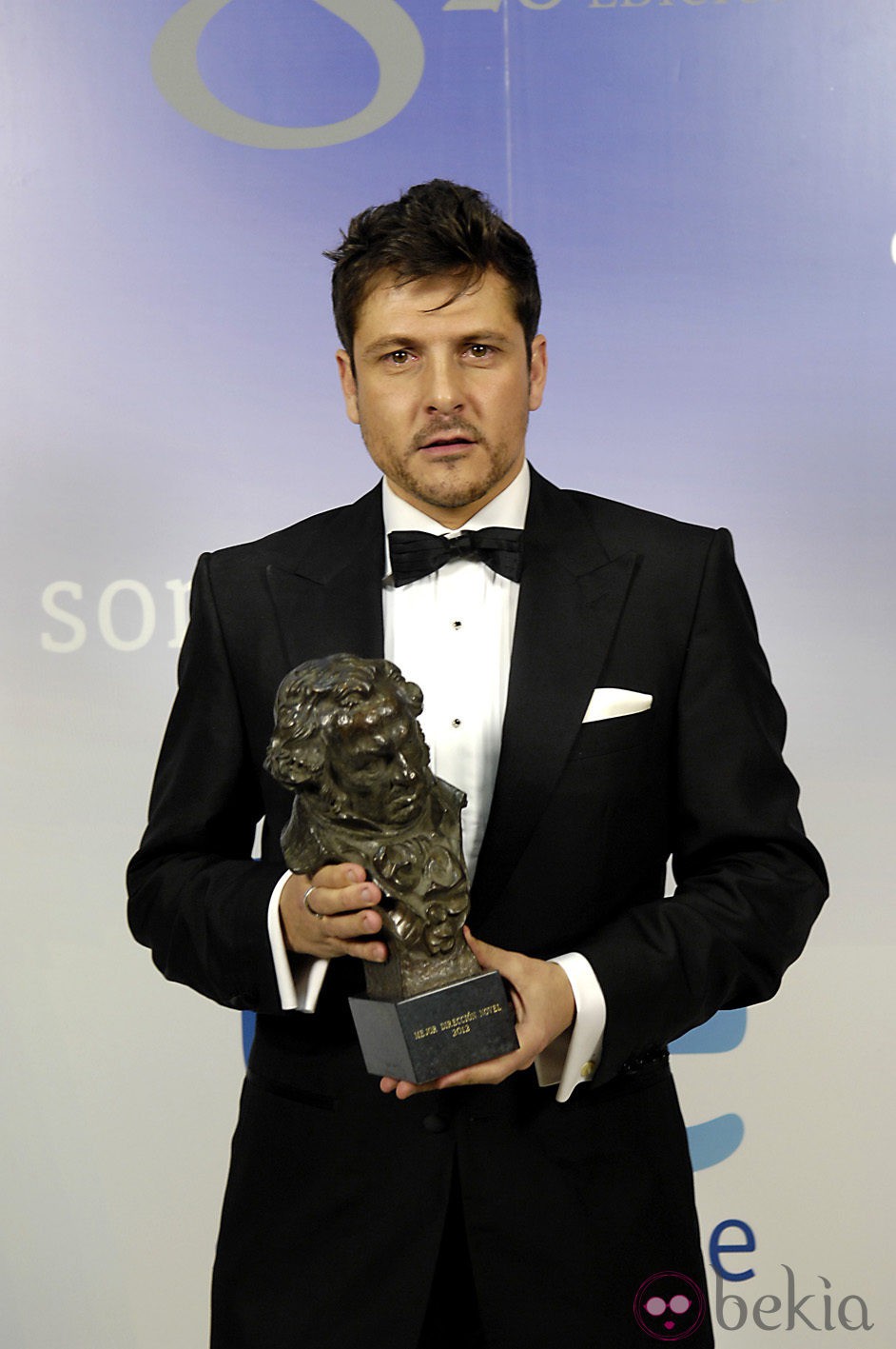 Kike Maíllo posa con su Goya 2012