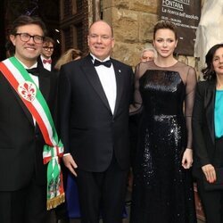  Alberto y Charlene de Mónaco en la cena de gala por el 160 aniversario del Consulado de Mónaco en Florencia