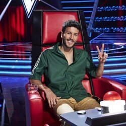 Sebastián Yatra posa como coach de 'La Voz Kids 2023'