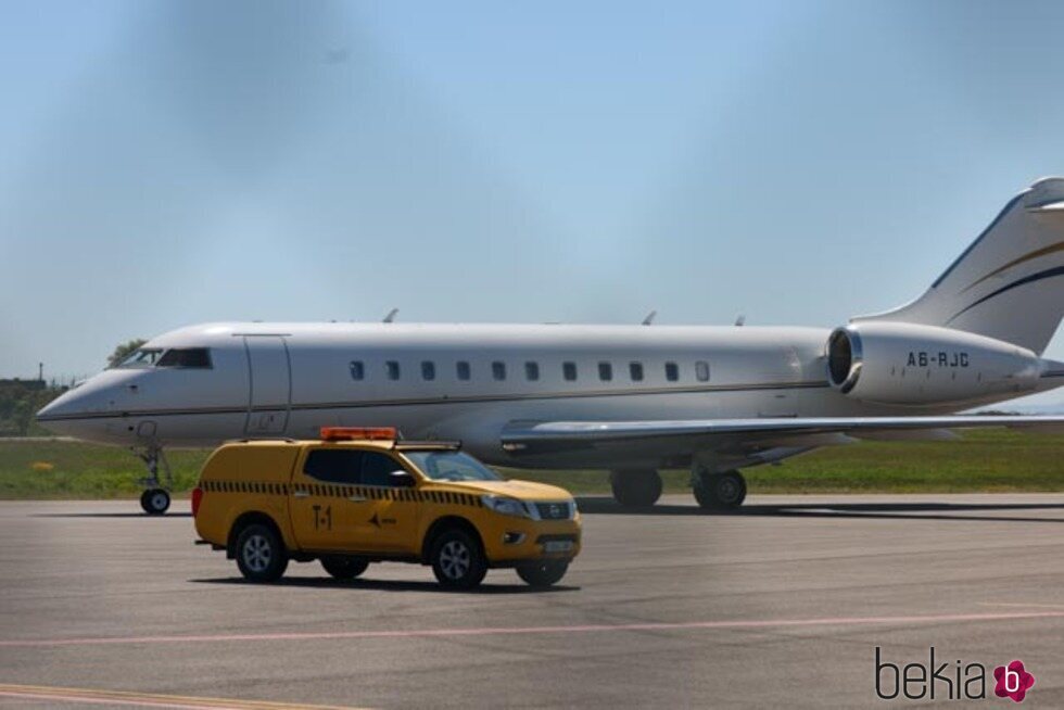 El avión con el que el Rey Juan Carlos aterrizó en el aeropuerto de Vigo