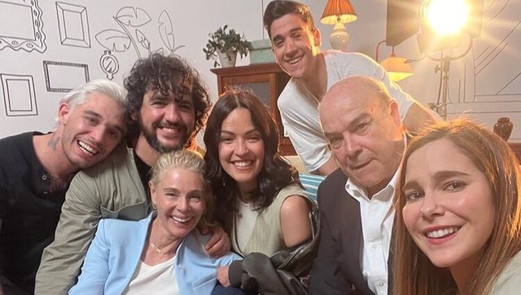 'Los Serrano' se reencuentra en el veinte aniversario del estreno de la serie.