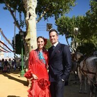 Jessica Bueno con Pablo Marqués en la Feria de Abril de Sevilla 2023