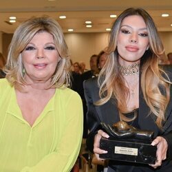 Terelu Campos y Alejandra Rubio en los Premios Naranja y Limón