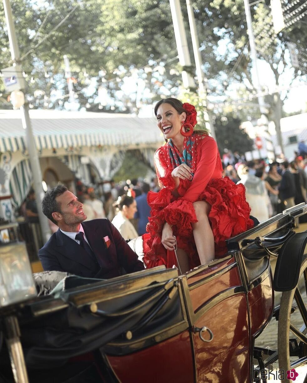 Jessica Bueno y Pablo Marqués, cómplices en la Feria de Abril de Sevilla 2023