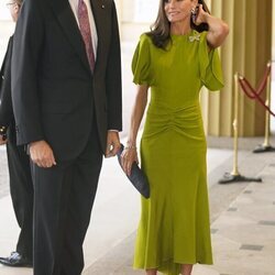 El Rey Felipe VI y la Reina Letizia en la recepción previa a la coronación de Carlos III