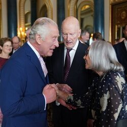 Carlos III y los Reyes de Bulgaria en la recepción previa a la coronación de Carlos III