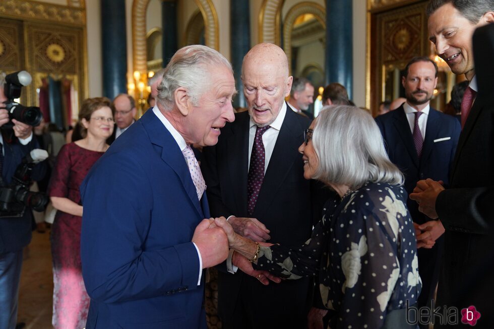 Carlos III y los Reyes de Bulgaria en la recepción previa a la coronación de Carlos III