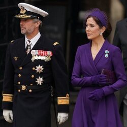 Federico y Mary de Dinamarca en la Coronación de Carlos III