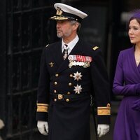 Federico y Mary de Dinamarca en la Coronación de Carlos III