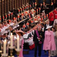 Distintas Casas Reales en la Coronación de Carlos III