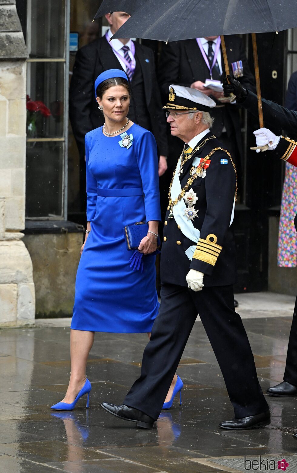 Carlos Gustavo de Suecia y Victoria de Suecia en la Coronación de Carlos III