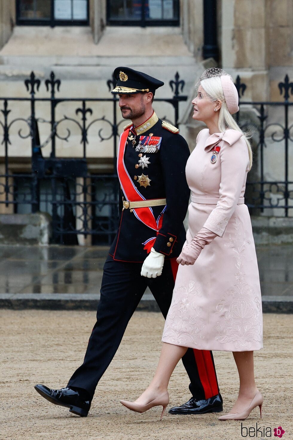 Haakon y Mette-Marit de Noruega en la Coronación de Carlos III