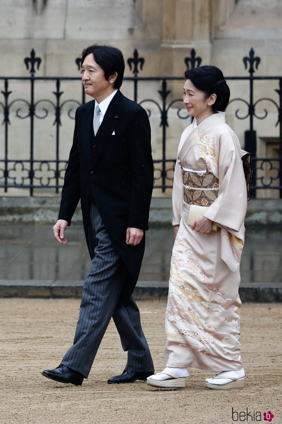 Akishino y Kiko de Japón en la Coronación de Carlos III