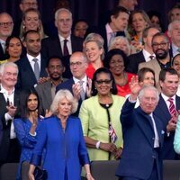 Los Reyes Carlos y Camilla y la Secretaria General de la Commonwealth en Concierto de la Coronación