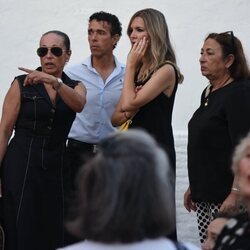 Víctor Puerto en el funeral de Cristo Báñez