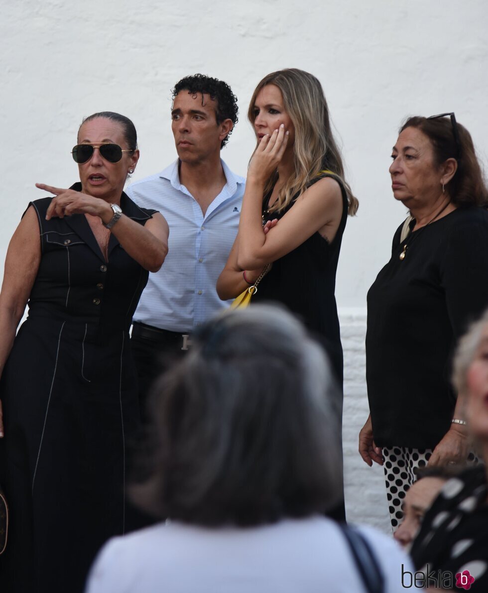 Víctor Puerto en el funeral de Cristo Báñez