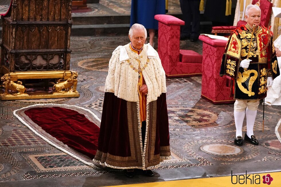 El Rey Carlos III en un momento de su Coronación