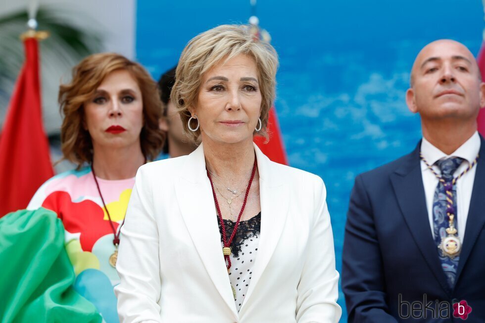 Ana Rosa Quintana tras recibir la Medalla de Honor de Madrid 2023