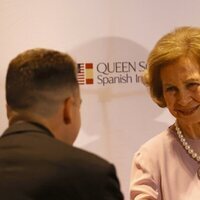 La Reina Sofía con el rubí cabujón de Federica de Grecia en la entrega de los Premios Sophia a la Excelencia